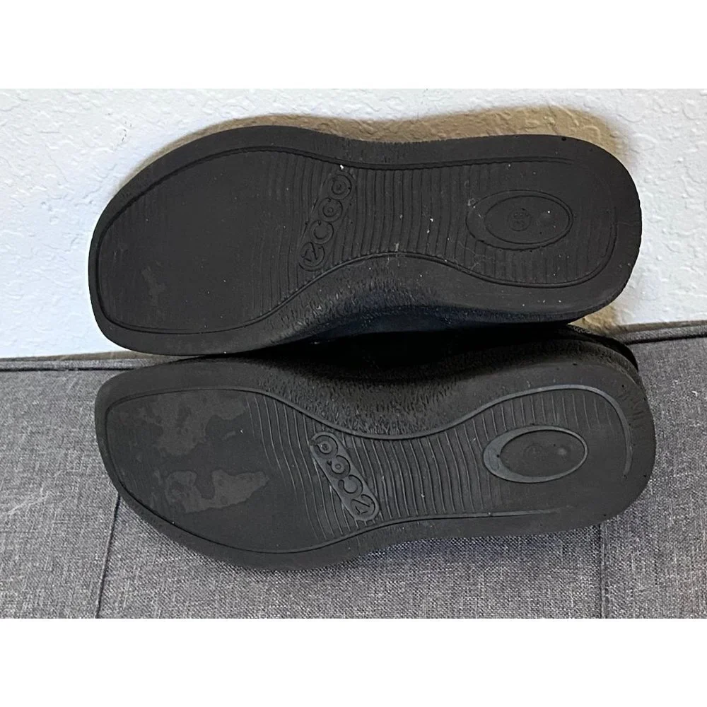 Ecco Womens Loafer Slip‎ On Black Suede Leather Shoe Size 7.5 US, 38 EU